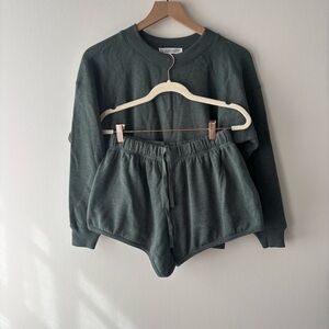 Entireworld Forest Green Sweatshirt & Shorts Set  New Sz XS Rare Deadstock